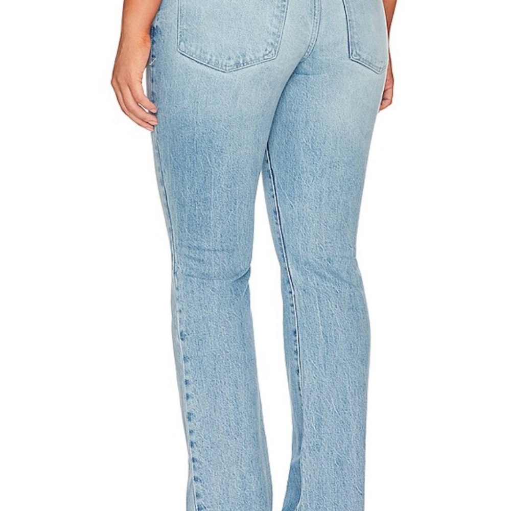 Good American Light Blue Straight-Leg Jeans - Picture 2 of 9